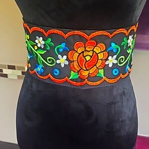 Mexican embroidery belt
